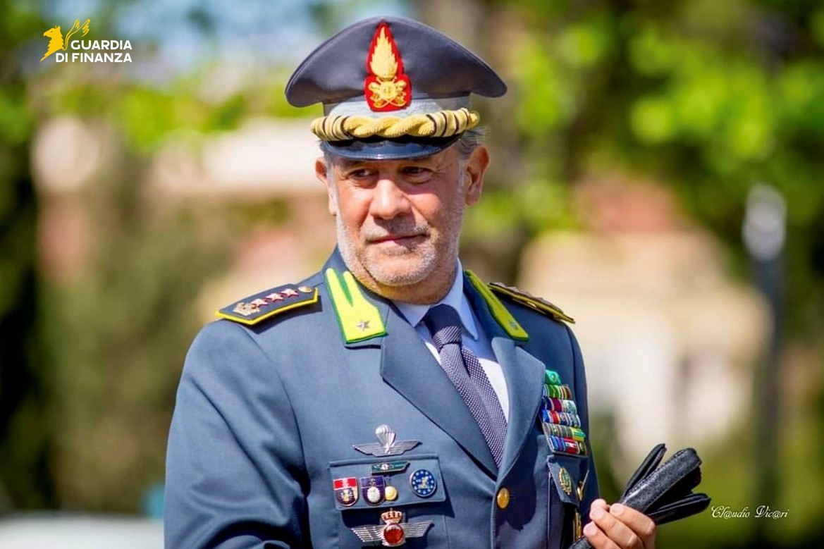 Caltanissetta. Il colonnello della Guardia di Finanza Stefano Gesuelli lascia il Comando provinciale dopo 5 anni di impegno a tutela della legalità e della collettività