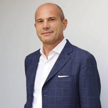 Inflazione, Noci: “Dato confortante ma la domanda preoccupa. Sulla manovra servono scelte radicali”