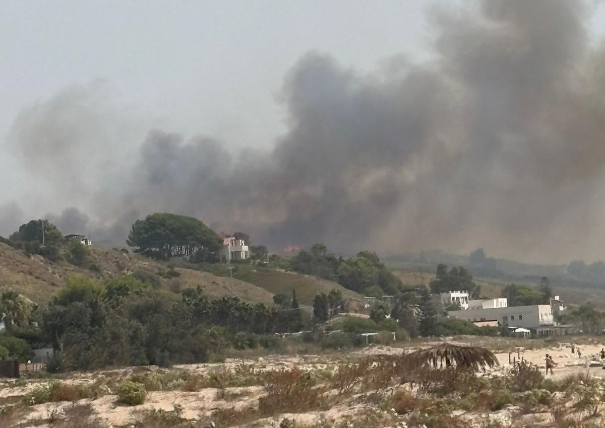 Fiamme nell’Agrigentino, evacuate trenta persone a Menfi
