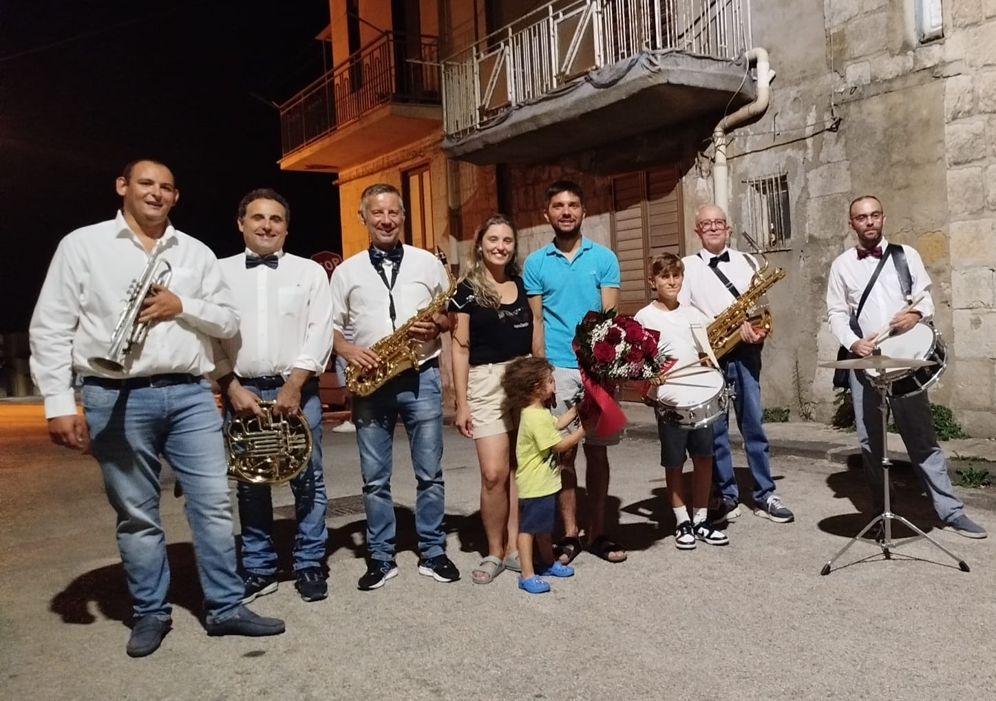Mussomeli, serenata di agosto esplode sul social