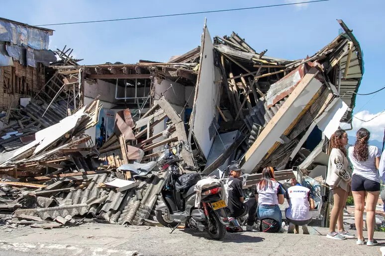 Santa Caterina. Vicinanza del sindaco e dell’amministrazione comunale anche per la Colombia colpita dal terremoto
