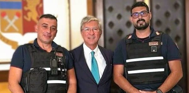 Caltanissetta. Ricevuti dal Questore i due agenti della Polizia di Stato che hanno salvato un giovane