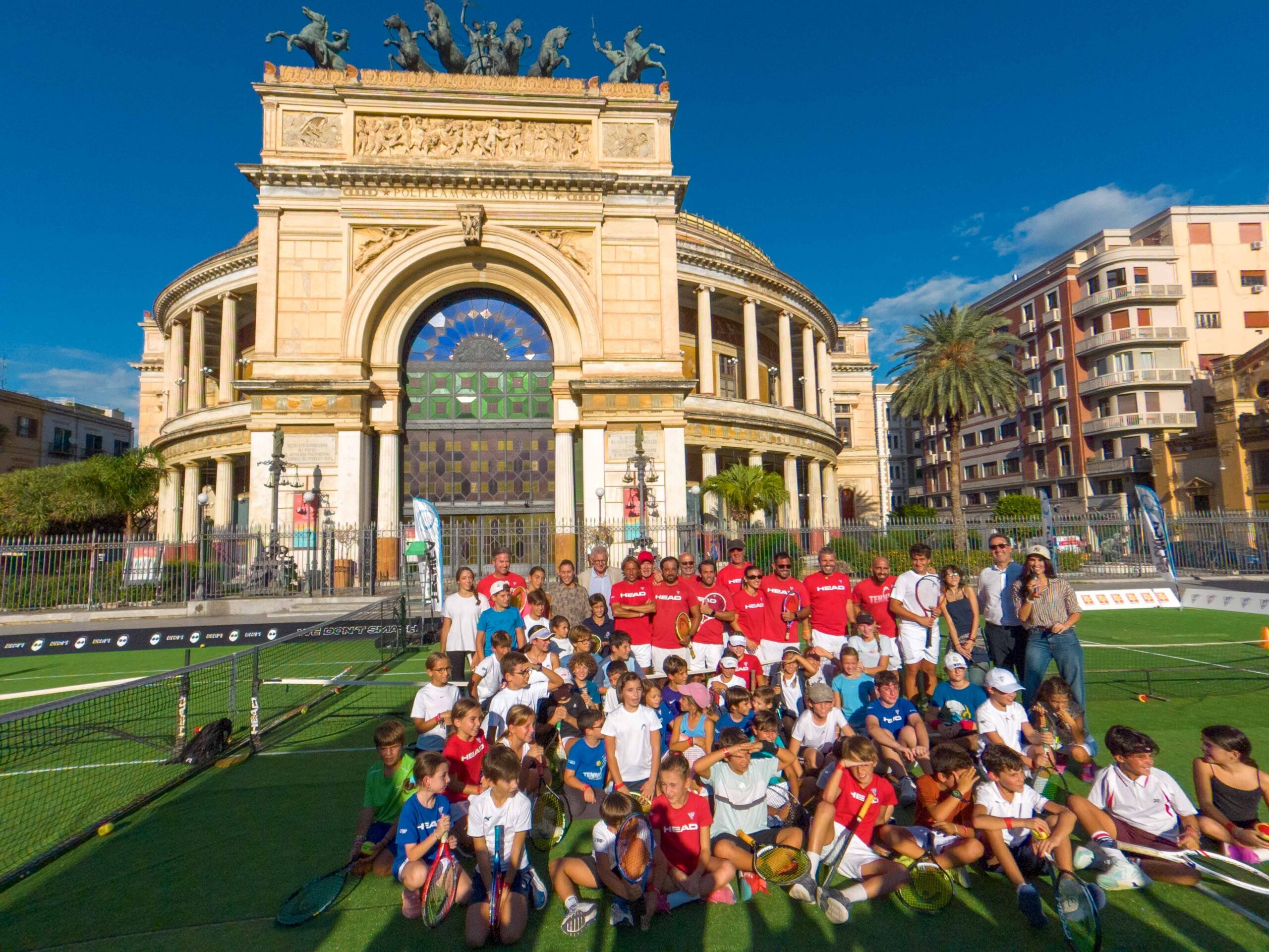 Palermo. Grande successo per l’evento Tennis in Piazza Ruggero Settimo con Flavia Pennetta