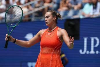 US Open, Sabalenka litiga ancora con un giornalista: “Pensa prima di parlare”