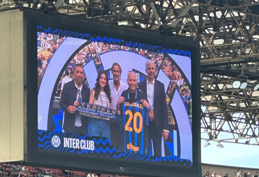 Premiato a San Siro il Club Inter Serradifalco “Moratti – Trento” con una storica maglia per i suoi 20 anni di ininterrotta attività
