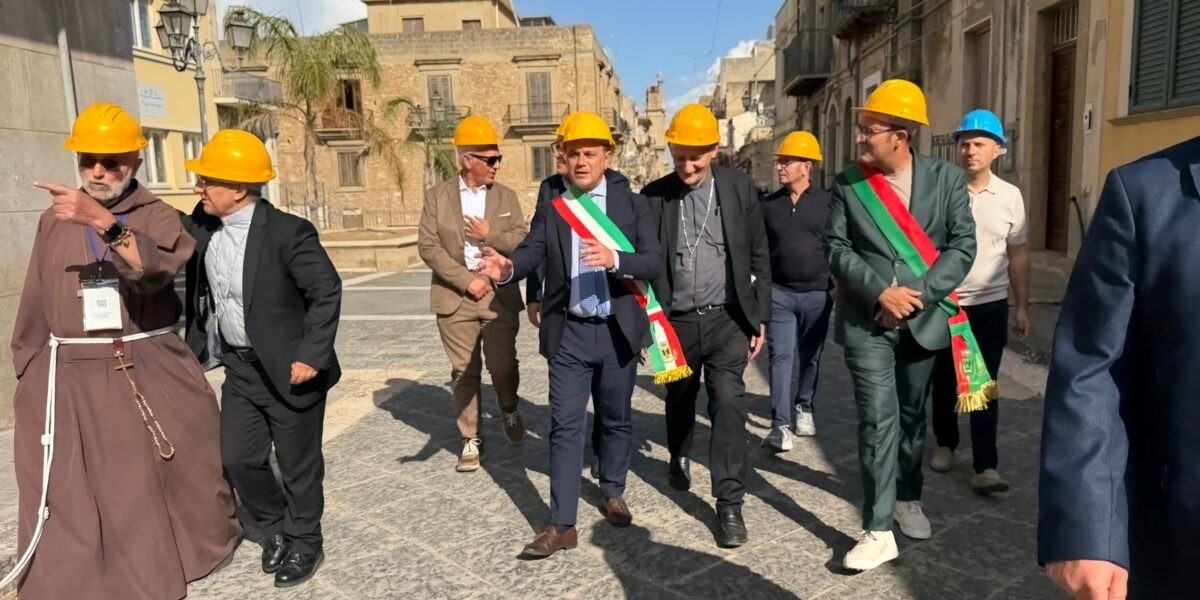 Frana di Niscemi: la Caritas dona 500 mila euro per l’acquisto di un terreno sul quale sorgerà la nuova scuola