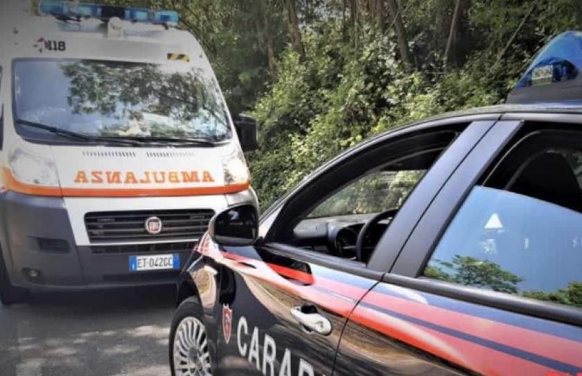 Picchiano e rapinano una coppia di 80enni nel Palermitano, indagano i Carabinieri