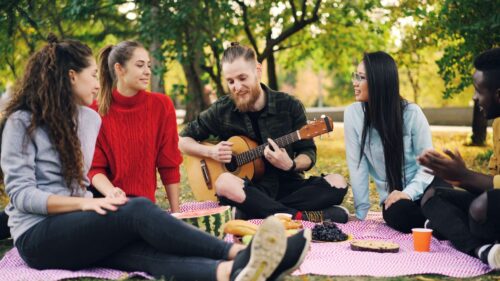 How to Balance Alone Time and Social Life