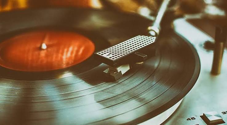 Caltanissetta, il fascino del 33 giri: il 18 settembre al via il Vinyl Market 2026