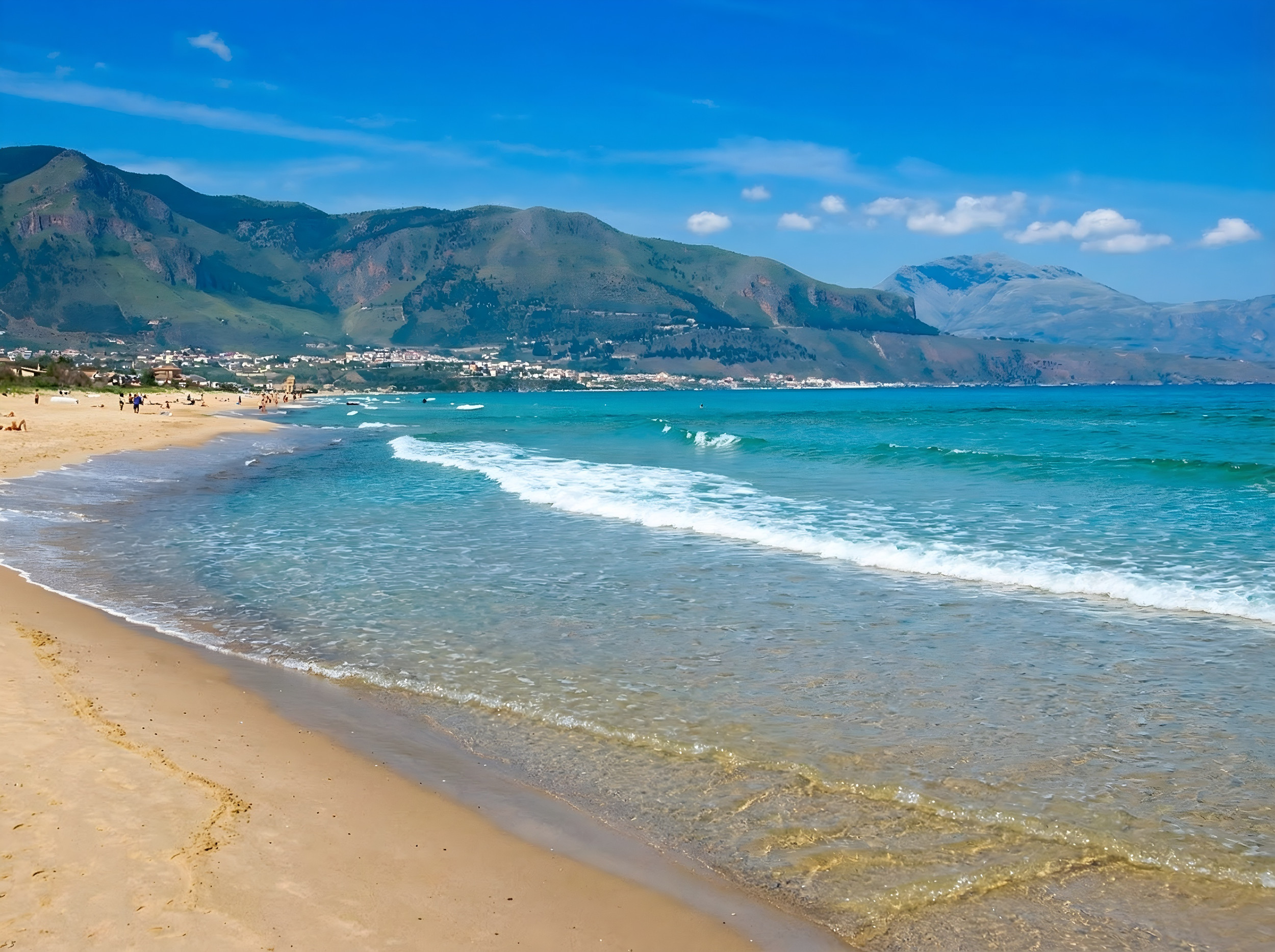 Colori nel vento: quattro giorni di aquiloni sulla spiaggia Plaia di Castellammare del Golfo