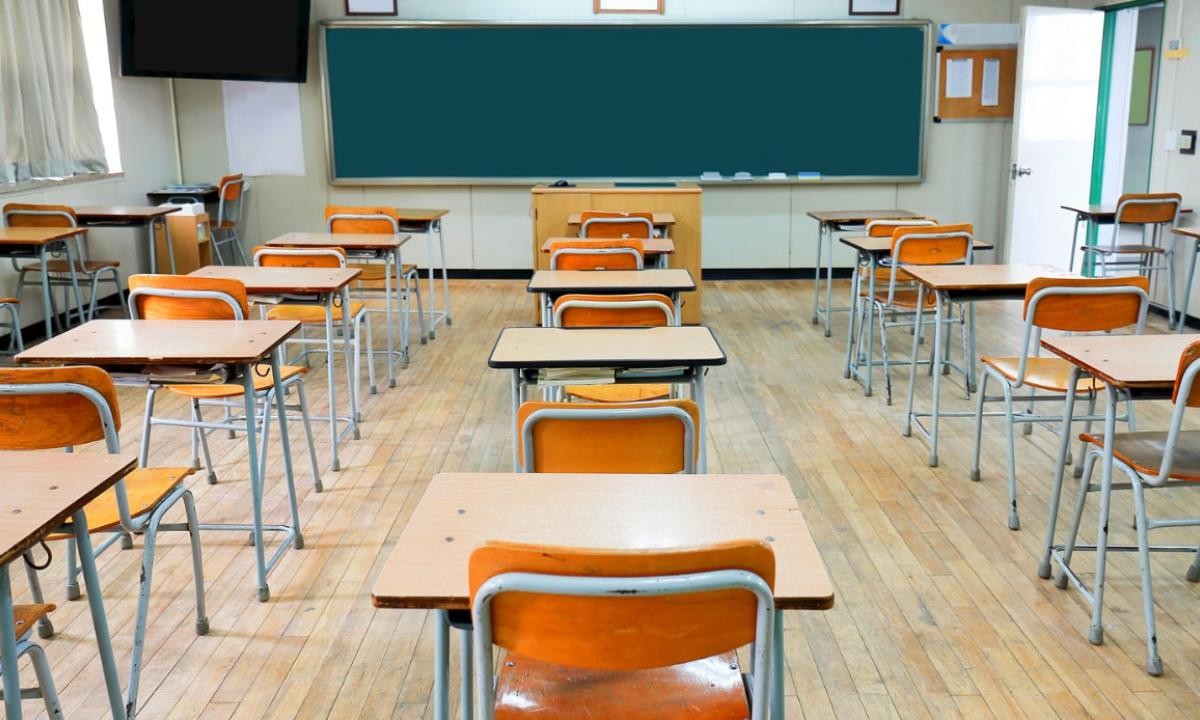 La proposta del M5S all’Ars: installare impianti di ultima generazione per l’efficientamento energetico nelle scuole