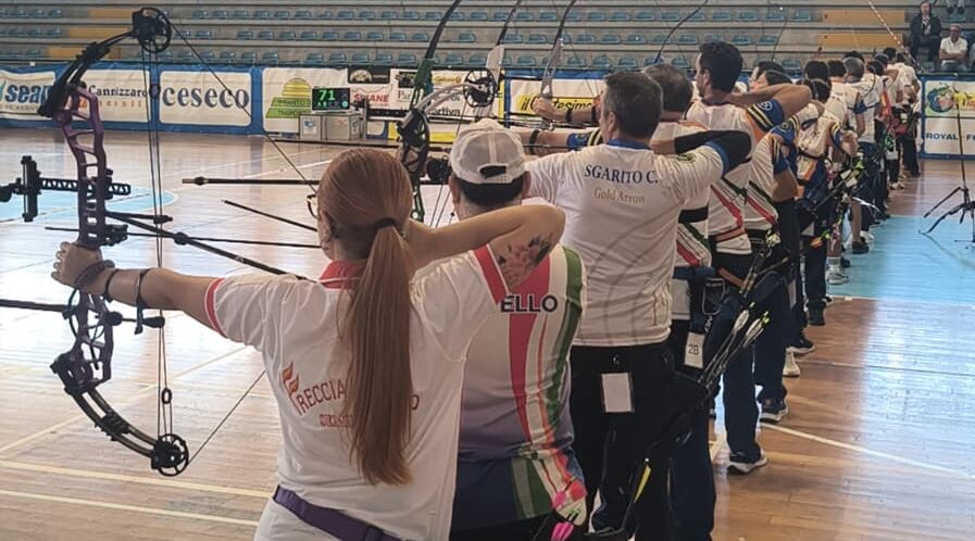 Caltanissetta, tiro con l’arco: 9 medaglie per la Gold Arrow al “Trofeo San Michele”